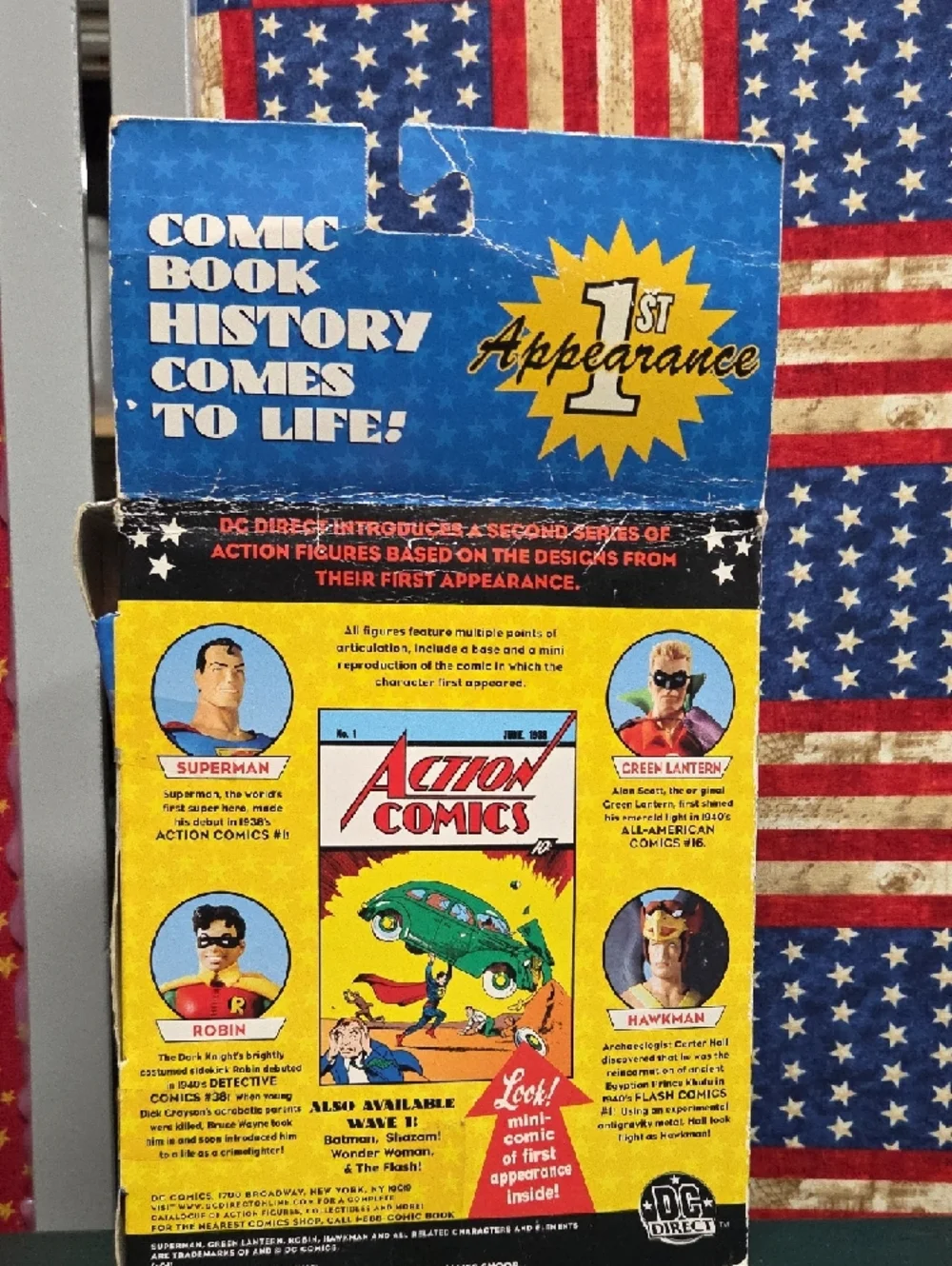 **Superman 1st Appearance Action Figure - Blue & Red** - Picture 4 of 7